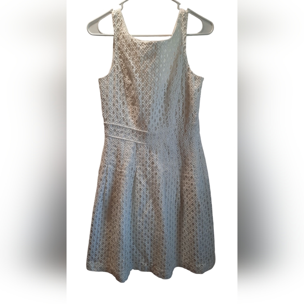 White House Black Market Dress 6 White Lace Sleeveless Fit and Flare Mini Party
